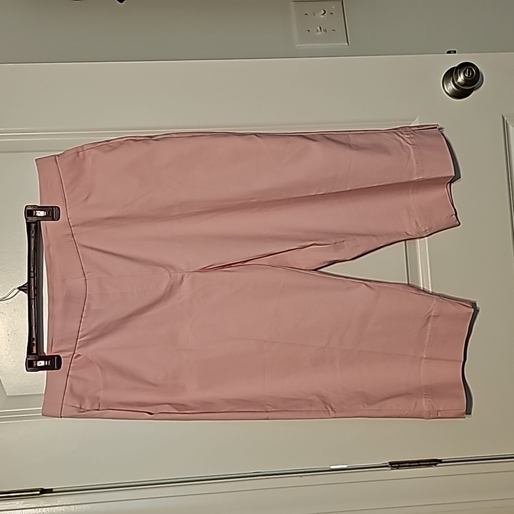 Pink Capri pants. Size 16W never worn. I offer bundle discounts.
